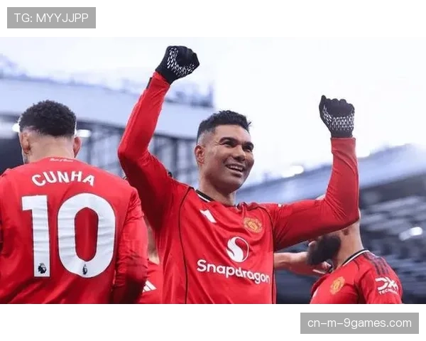 伊劳拉针对性冲击曼联中场 卡塞米罗覆盖不足成突破口